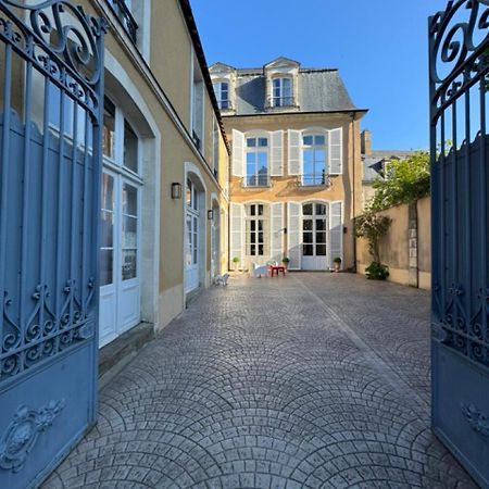 Le Henri II Hotel Le Mans Exterior foto